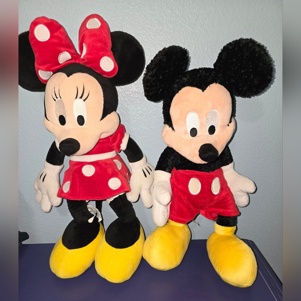 Mickey and Minnie Mouse Plush 18" Authentic Genuine Disney Parks GUC